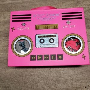 New Betsey Johnson 7 pairs of crew socks shoe size 6-12.5